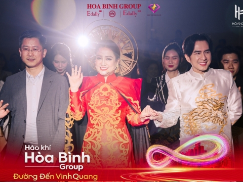 Tổ chức lễ kick off đầu năm: Hào khí Hòa Bình Group